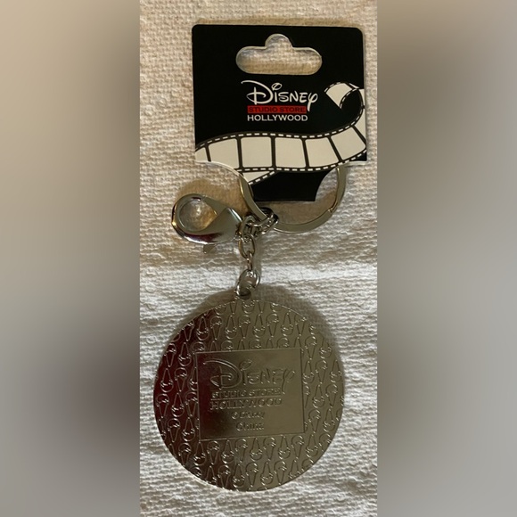 Disney Hollywood Studios NWT Key Chain/Bag Charm Donald Duck - Picture 3 of 6
